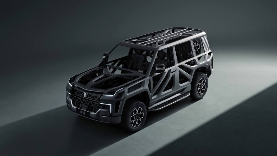 重庆南川区润玛乐企业管理咨询仰望U8硬派越野的科技魅力，国能汽车对传统燃油车市场的冲击